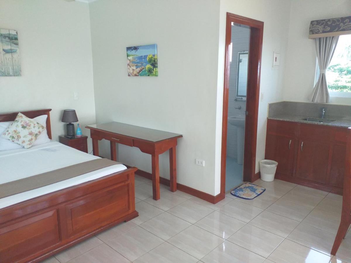 Ocean Breeze Resort Toledo Bagian luar foto