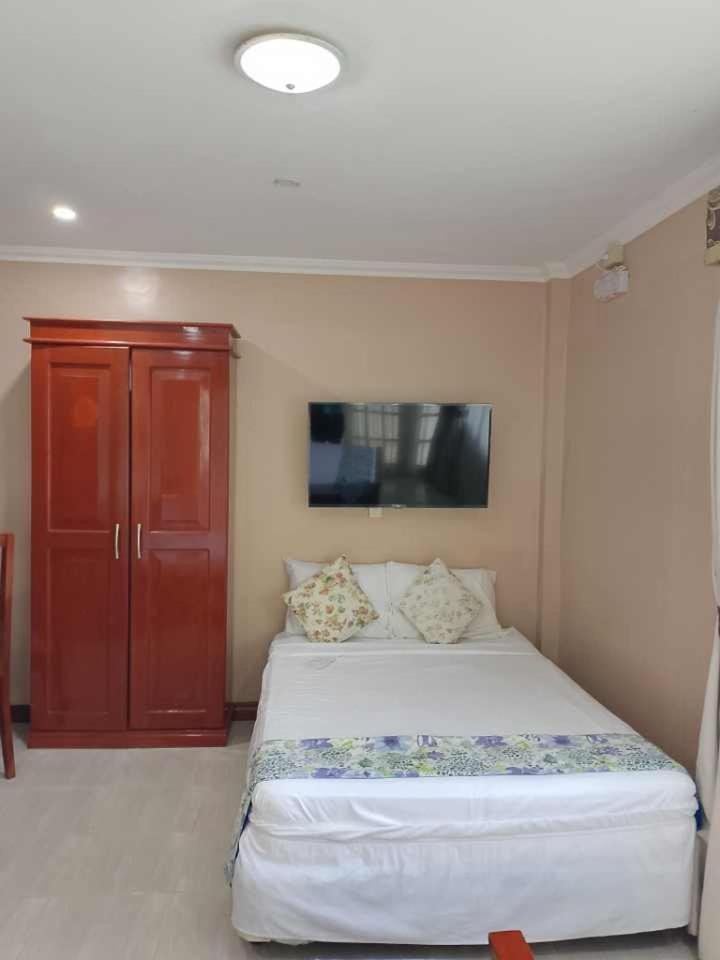 Ocean Breeze Resort Toledo Bagian luar foto