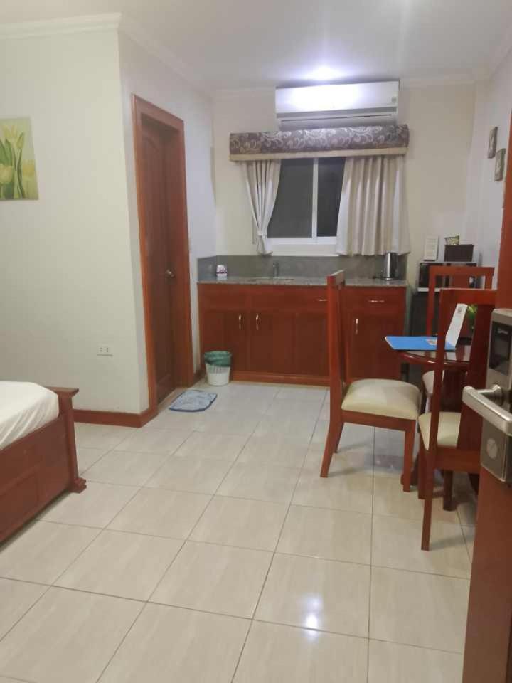 Ocean Breeze Resort Toledo Bagian luar foto